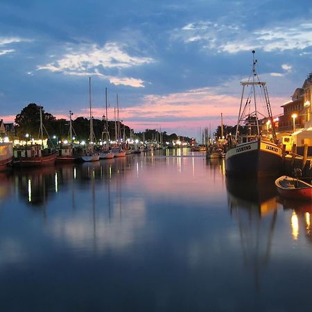 Ferienwohnung Seesicht Rostock Esterno foto