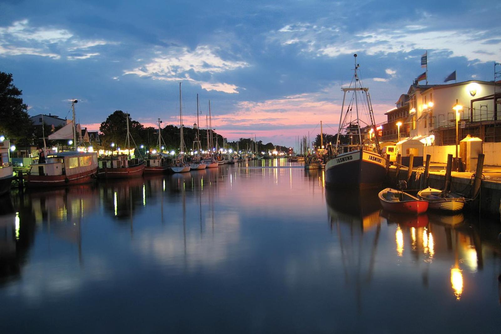 Ferienwohnung Seesicht Rostock Esterno foto